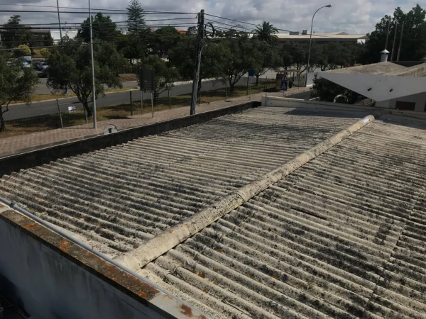 Cobertura em amianto